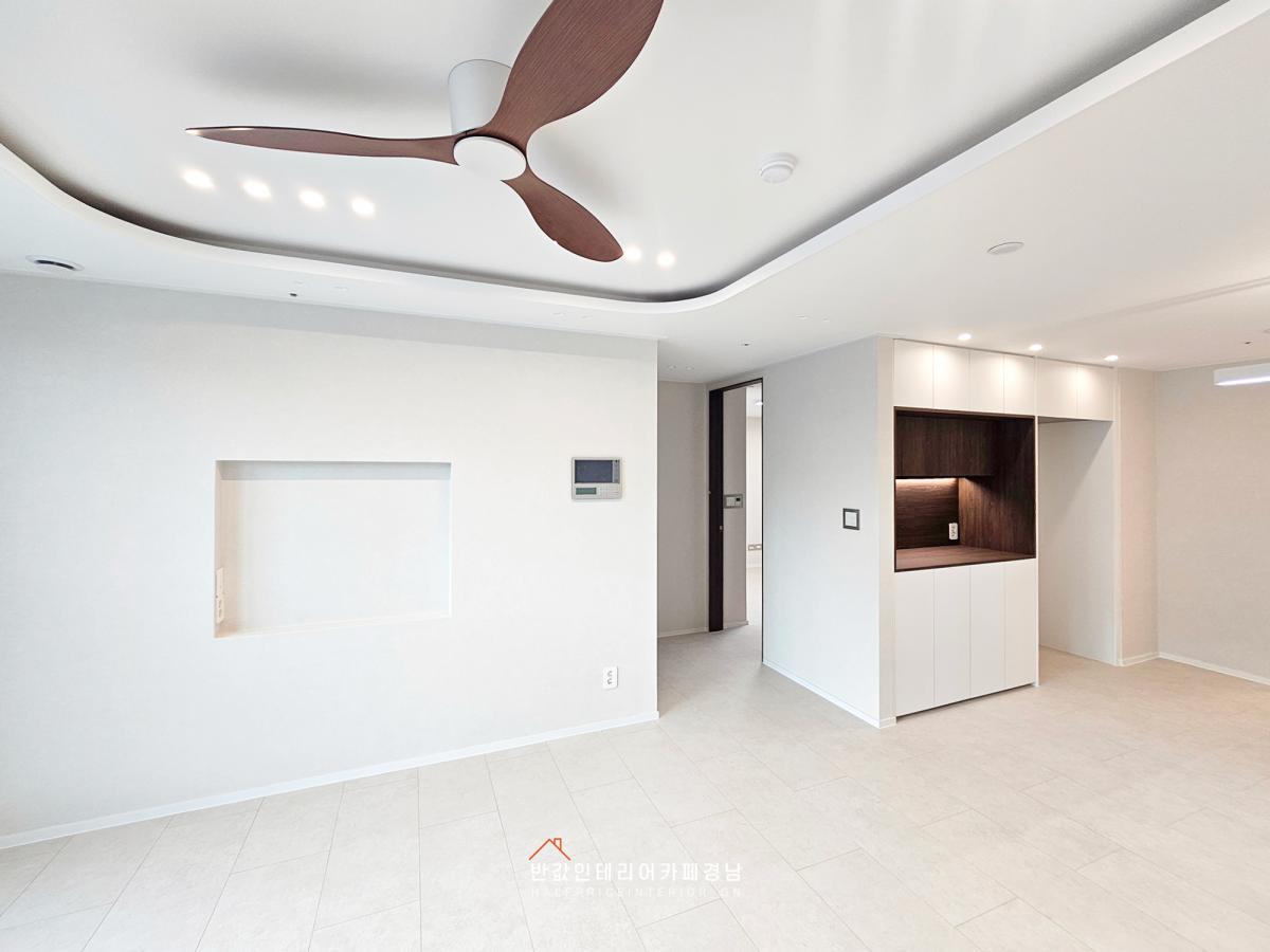 김해율하원메이저자이아파트인테리어11.png.jpg