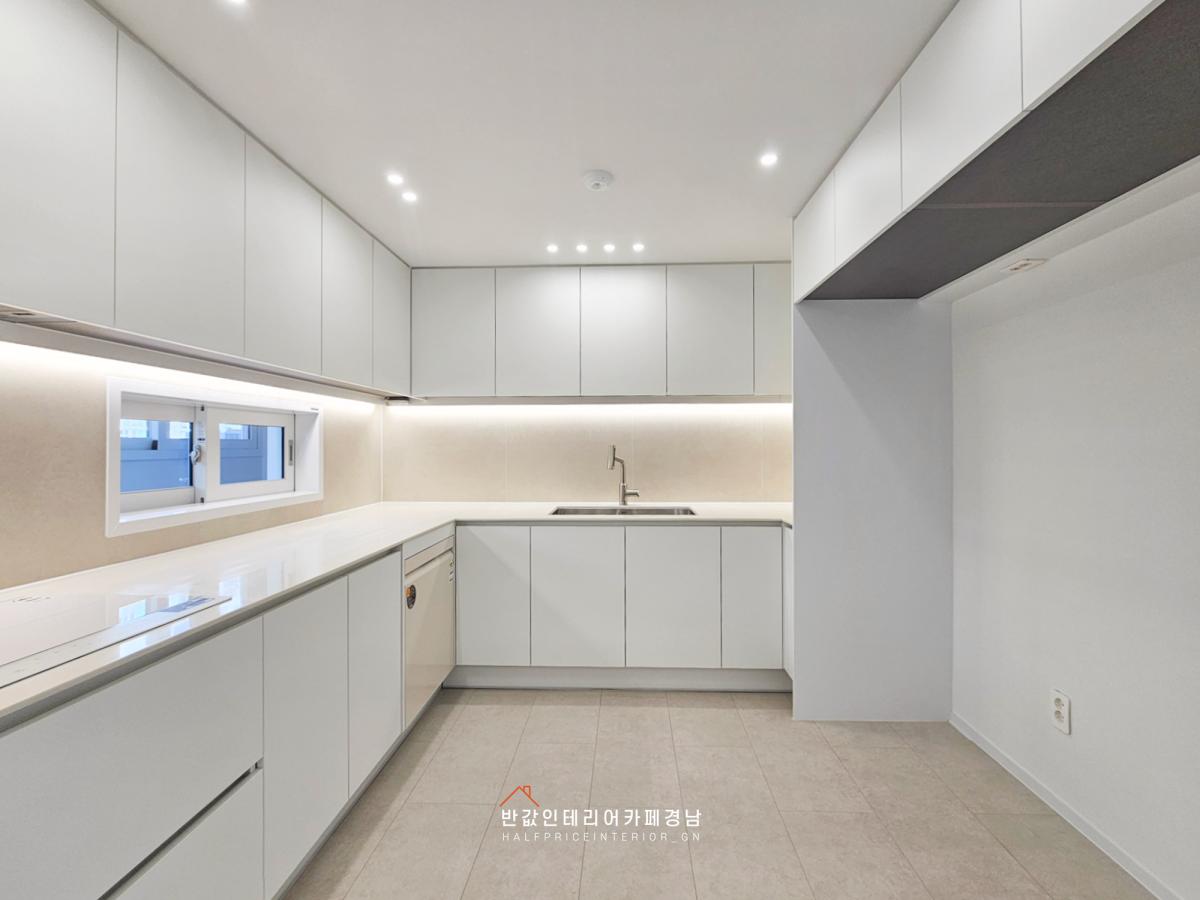 김해내외현대3차아파트인테리어8.png.jpg