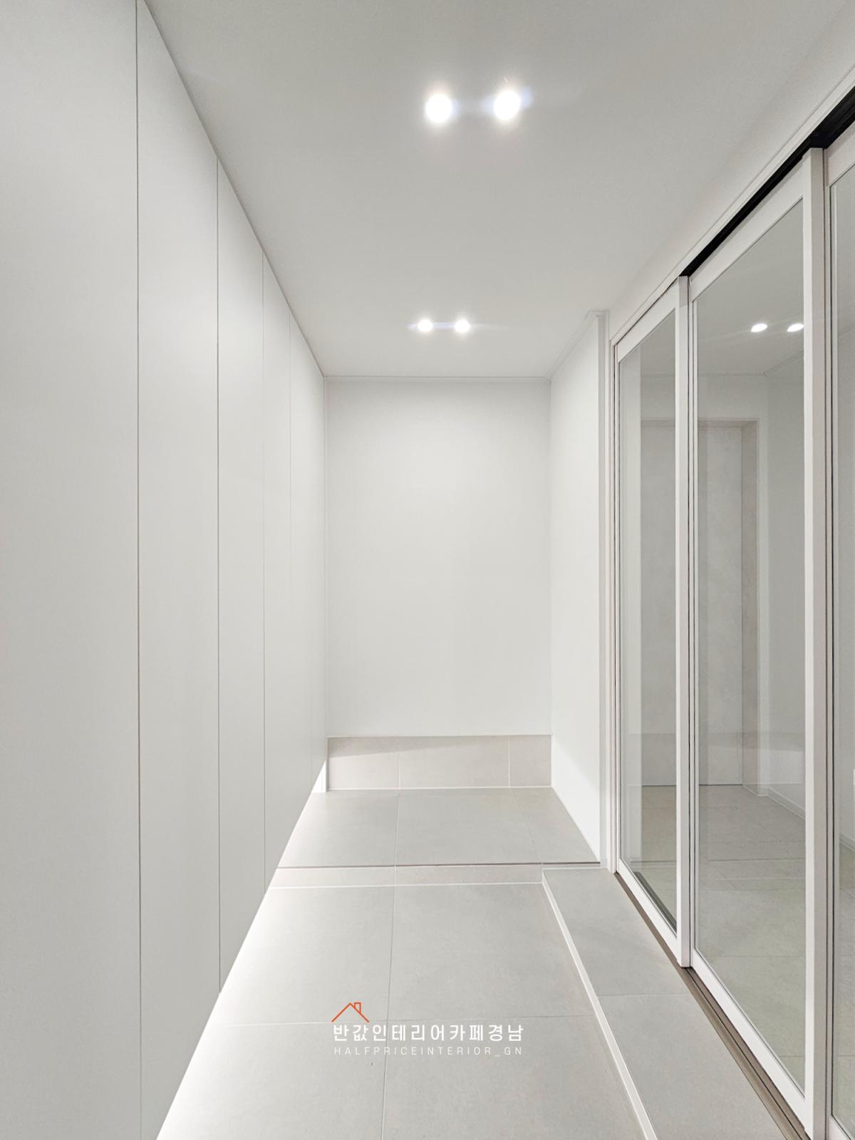 김해내외현대3차아파트인테리어57.png.jpg